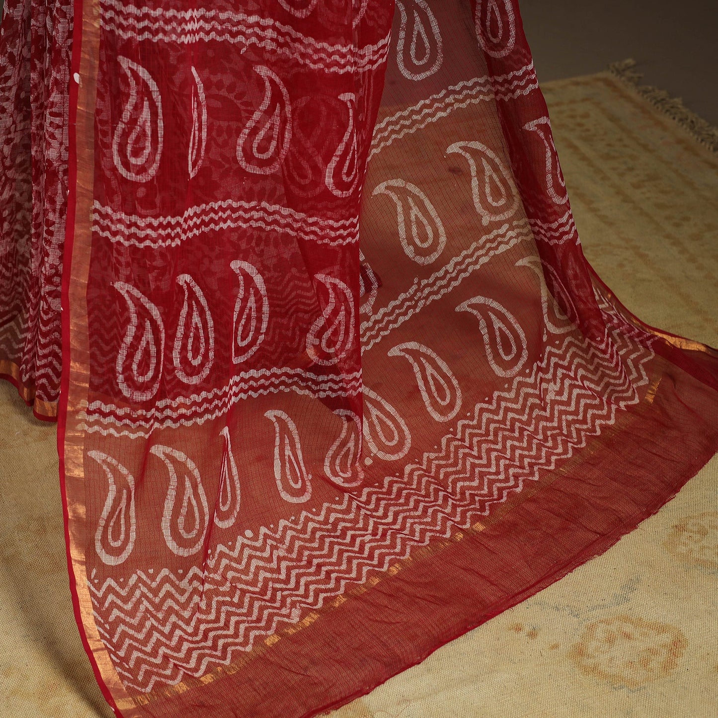 Red - kota doria cotton hand batik saree 12 - handcrafted