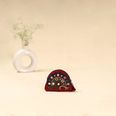Kutch ahir hand embroidered coin pouch 128 - handcrafted