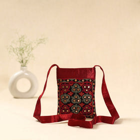 Kutch ahir hand embroidered sling bag 32 - handcrafted