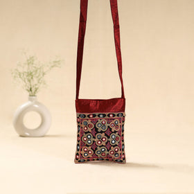 Kutch ahir hand embroidered sling bag 37 - handcrafted