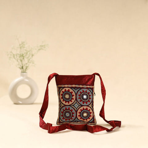 Kutch ahir hand embroidered sling bag 43 - handcrafted