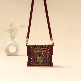 Kutch ahir hand embroidered sling bag 87 - handcrafted