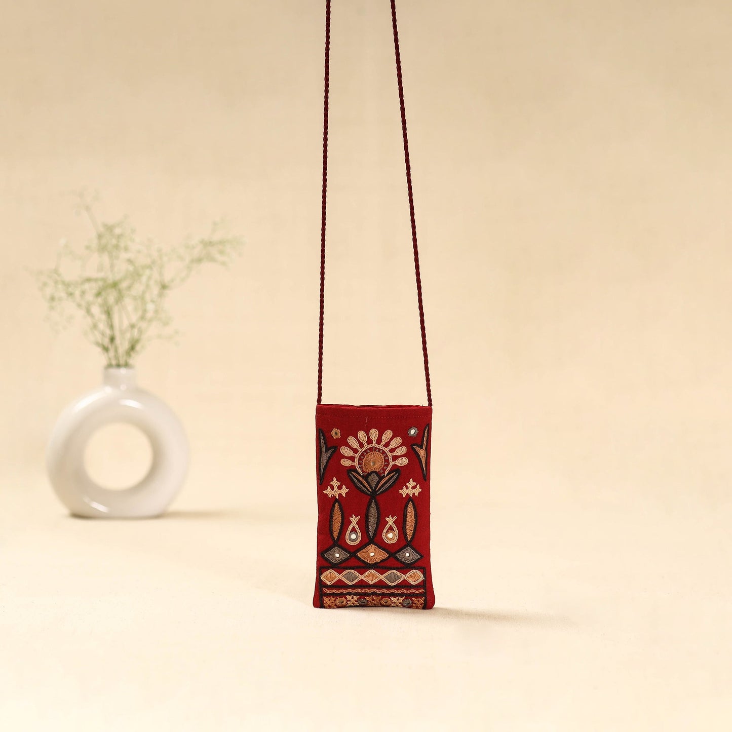 Kutch ahir hand embroidered sling dori mobile pouch 91