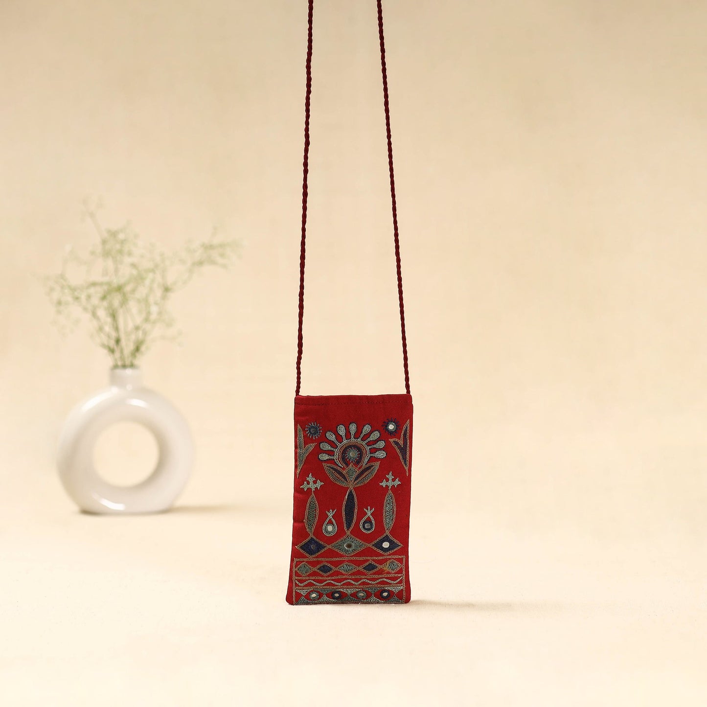Kutch ahir hand embroidered sling dori mobile pouch 92