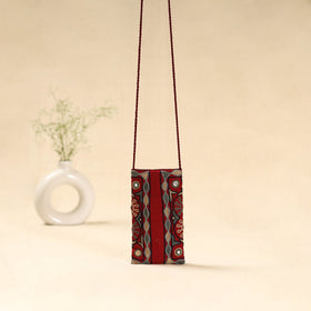 Kutch ahir hand embroidered sling dori mobile pouch 96