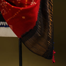 Kutch bandhani handwoven merino wool shawl with zari patta