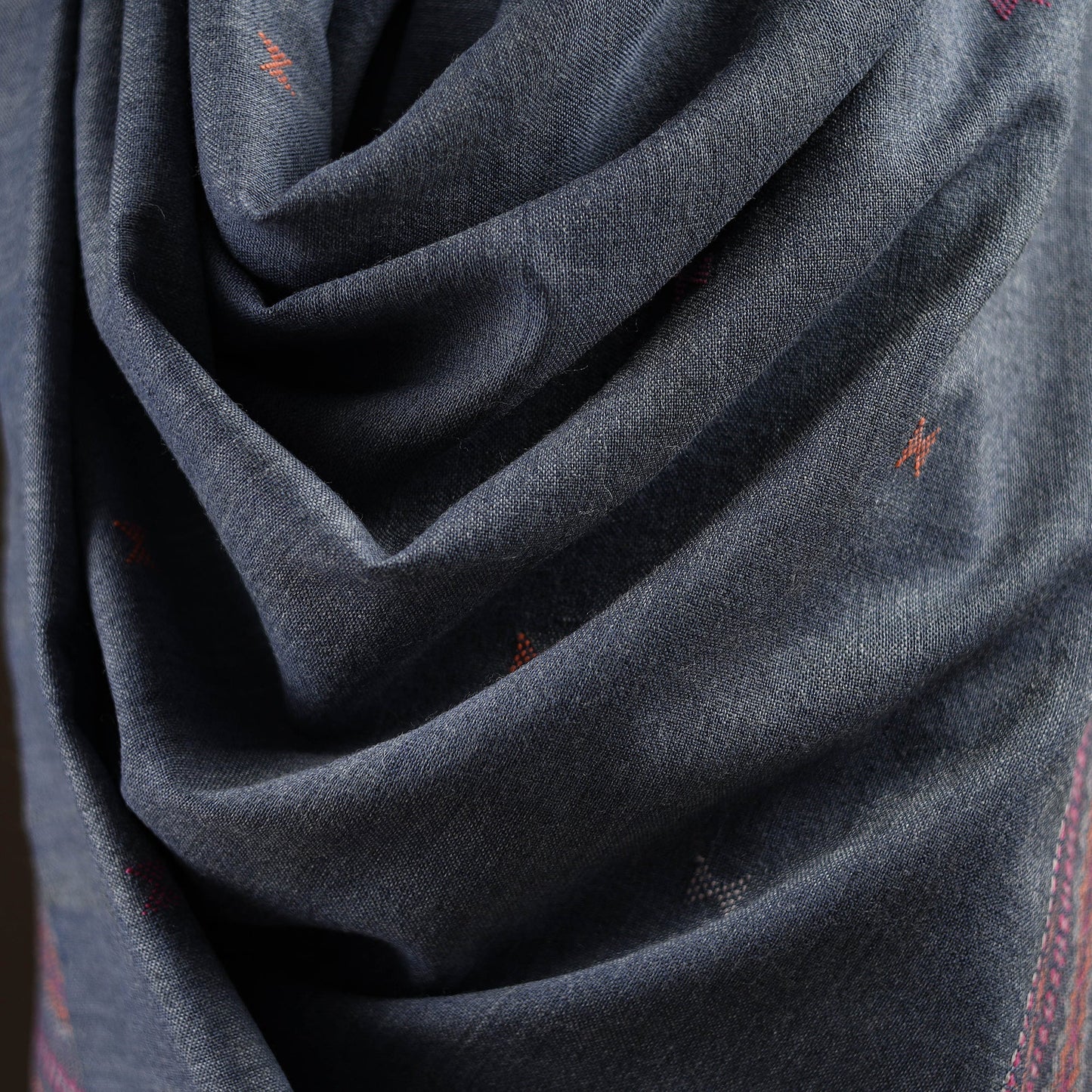 Kutch bhujodi handwoven merino wool dhabla shawl 18