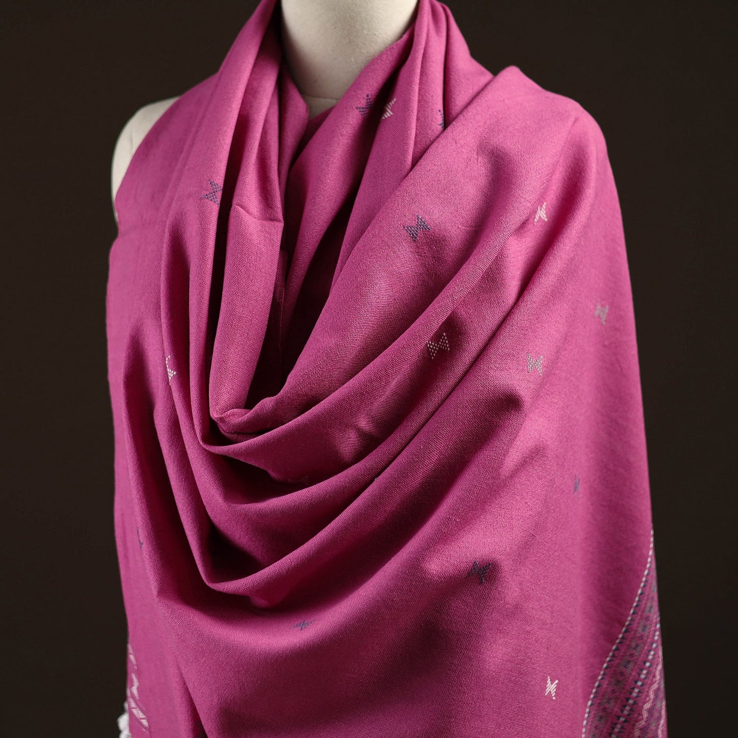 Kutch bhujodi handwoven merino wool dhabla shawl 20