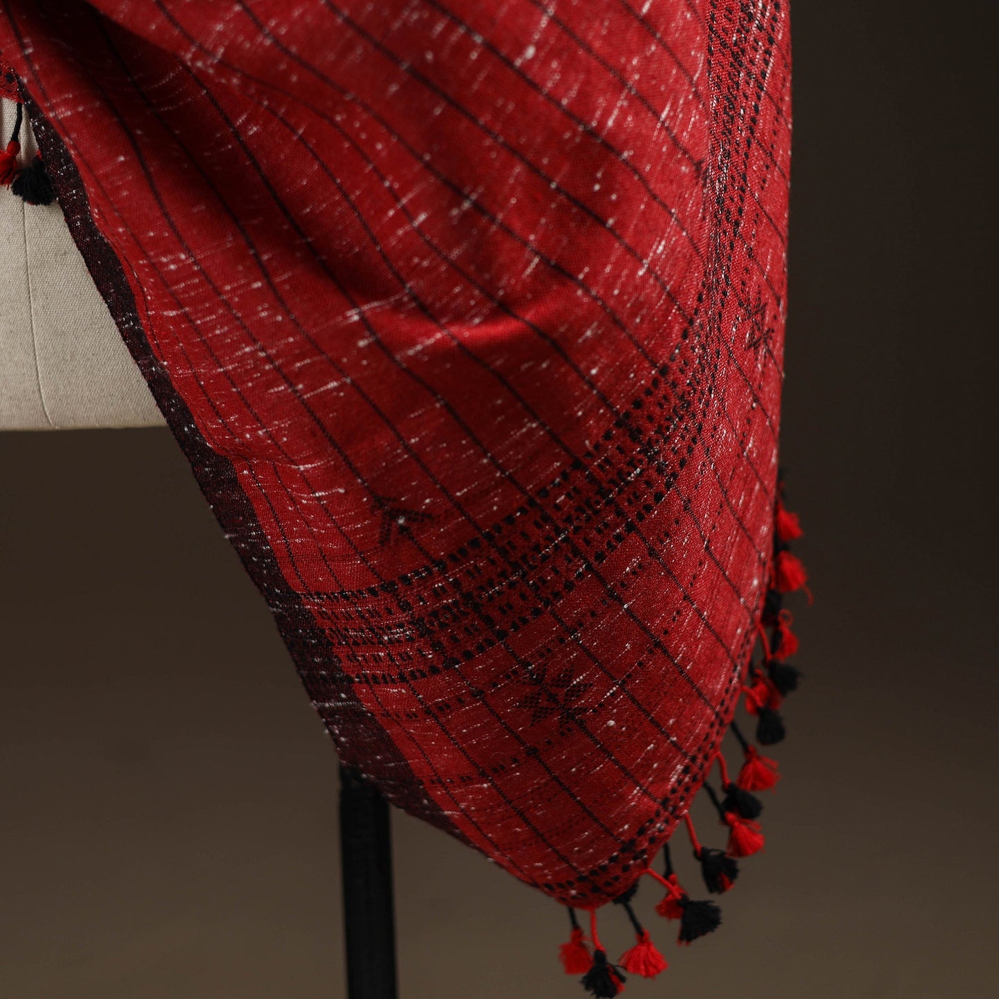 Kutch bhujodi handwoven merino wool shawl 161 - handcrafted