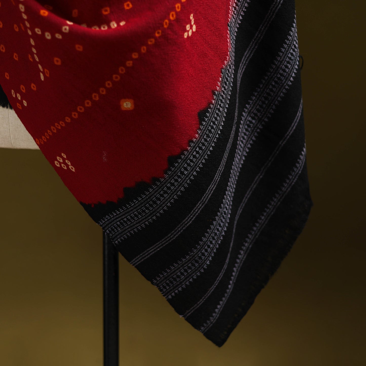 Kutch handwoven bandhani merino wool shawl 18 - handcrafted
