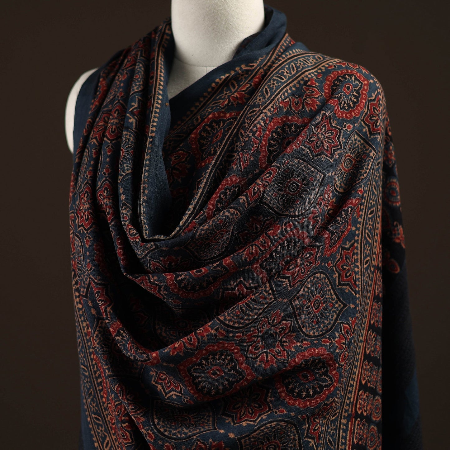 Kutch handwoven hand merino wool shawl 05 - handcrafted