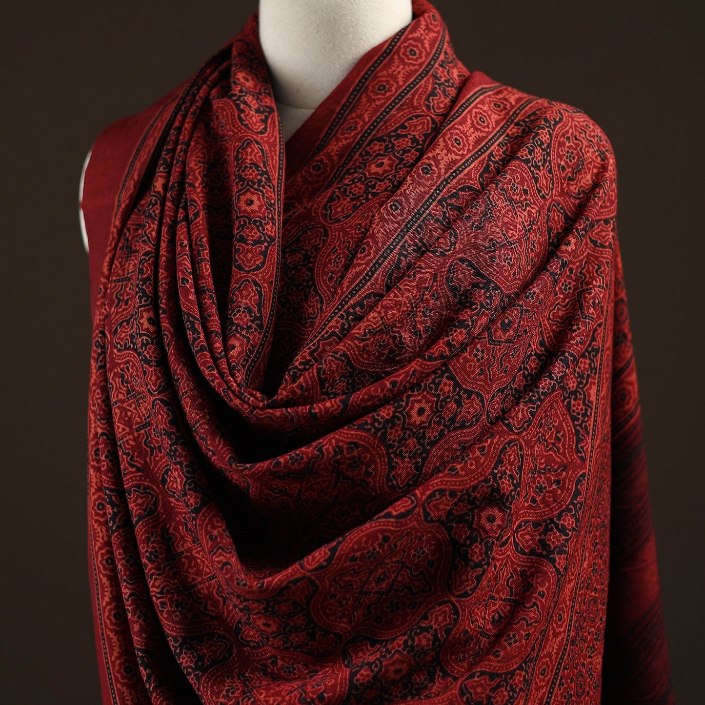 Kutch handwoven hand merino wool shawl 09 - handcrafted