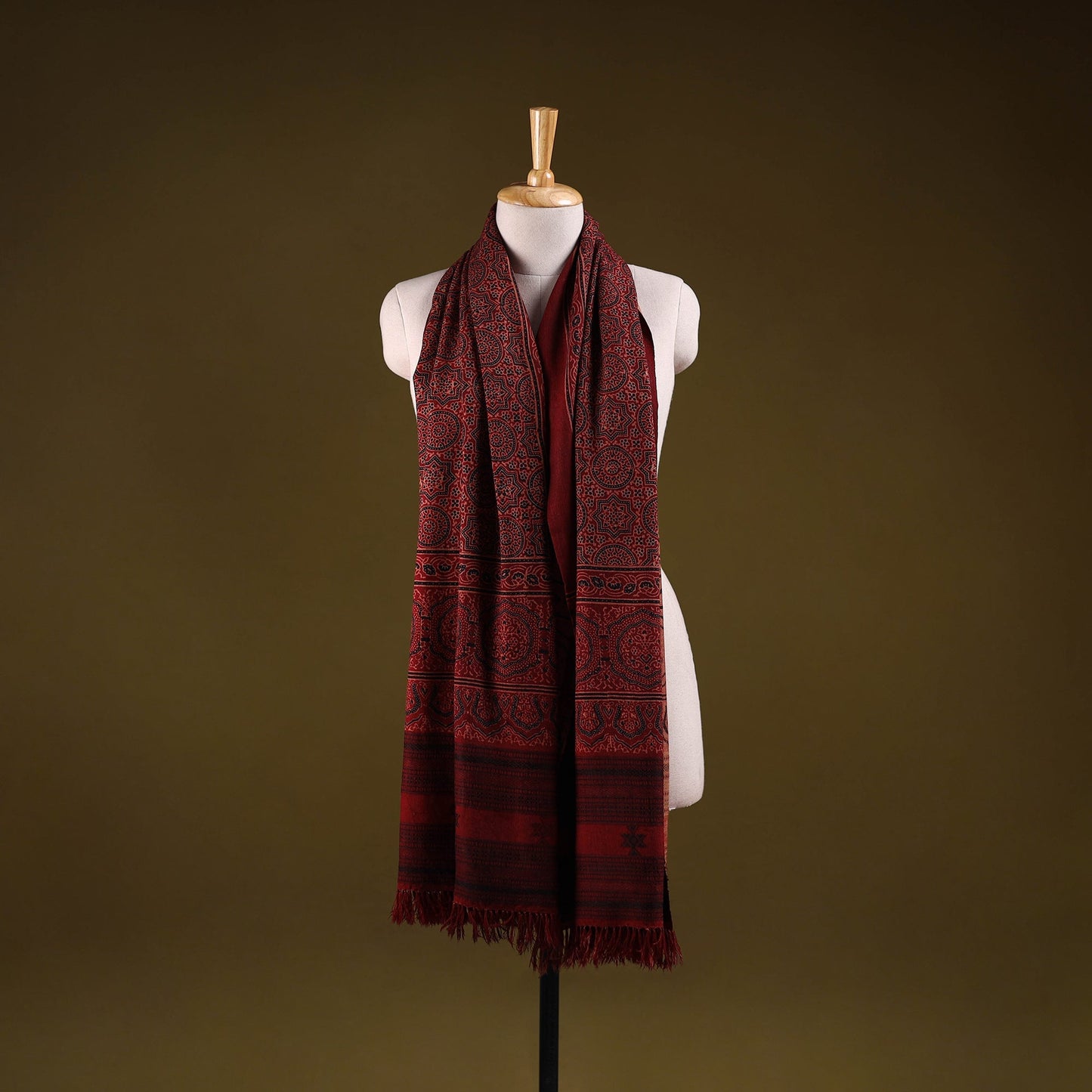 Kutch handwoven hand merino wool shawl 16 - handcrafted