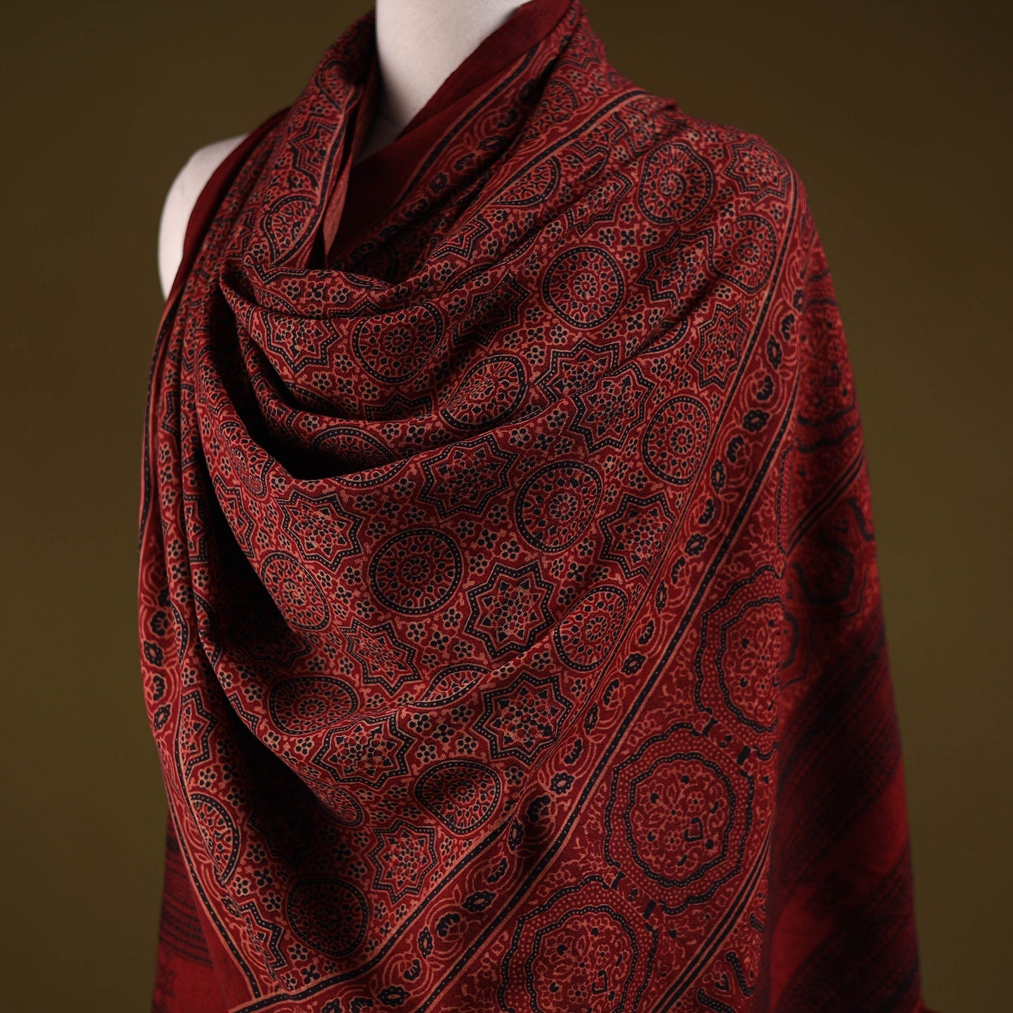 Kutch handwoven hand merino wool shawl 16 - handcrafted