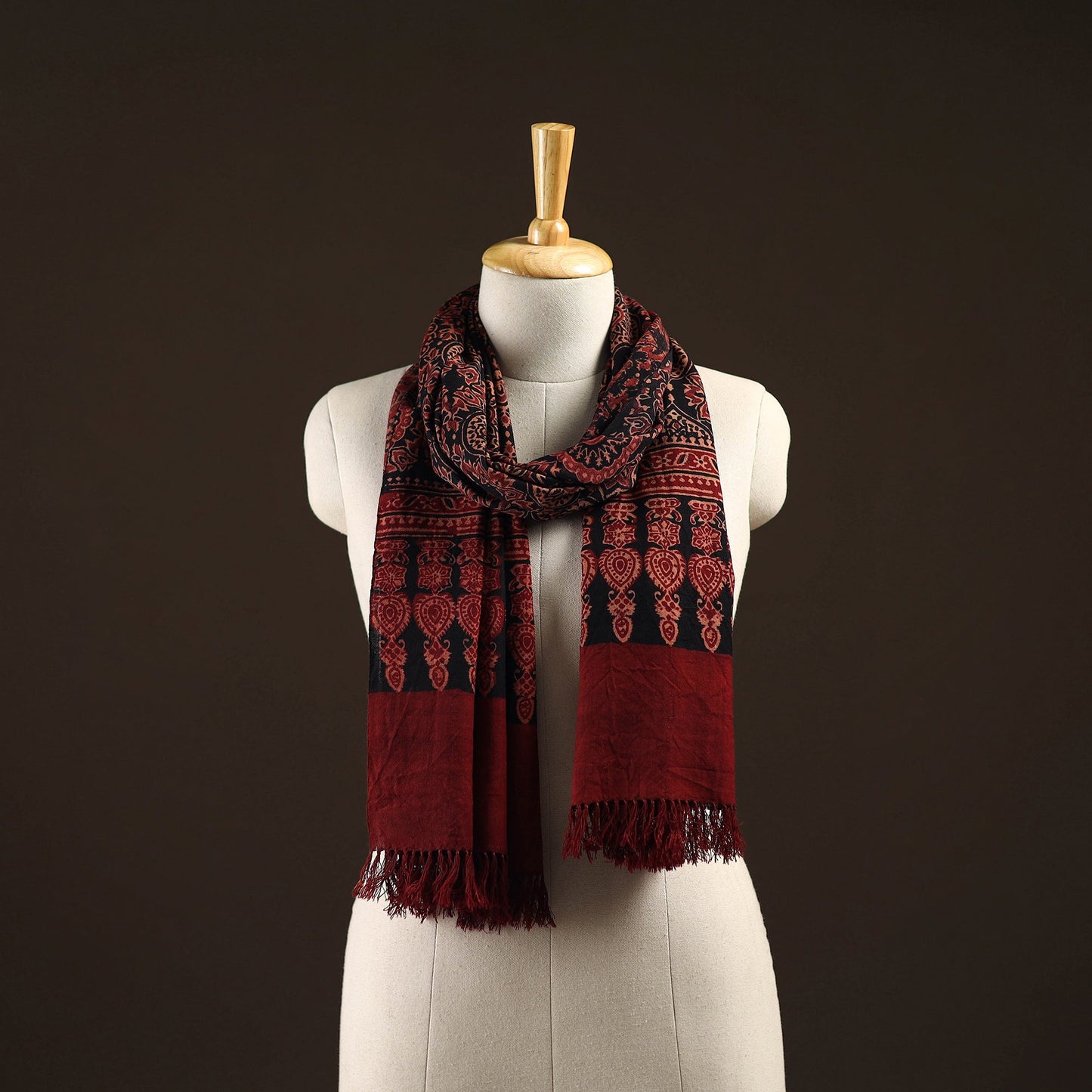 Kutch handwoven merino wool stole 09 - handcrafted