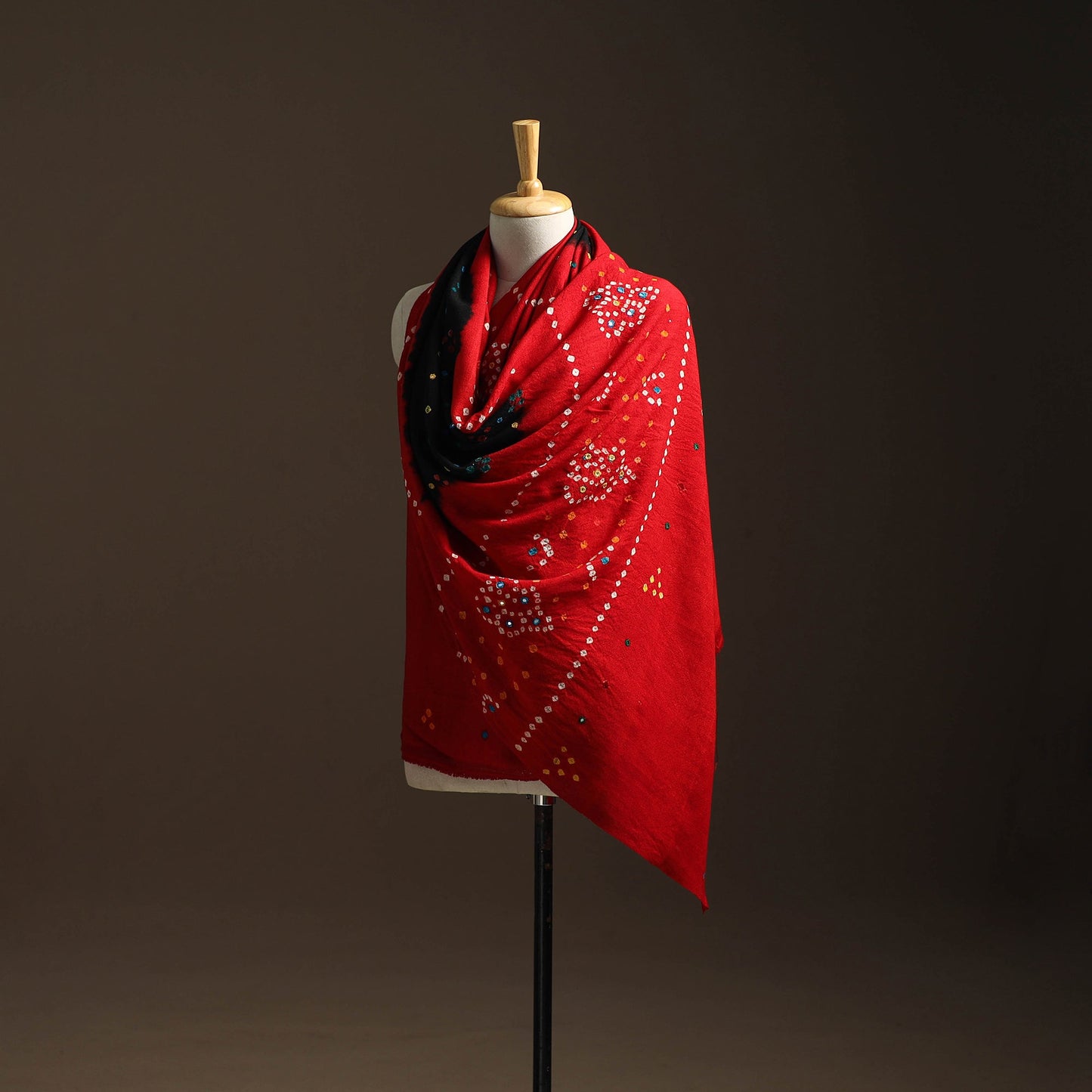 Kutch mirror work handwoven bandhani bagida woolen shawl 11