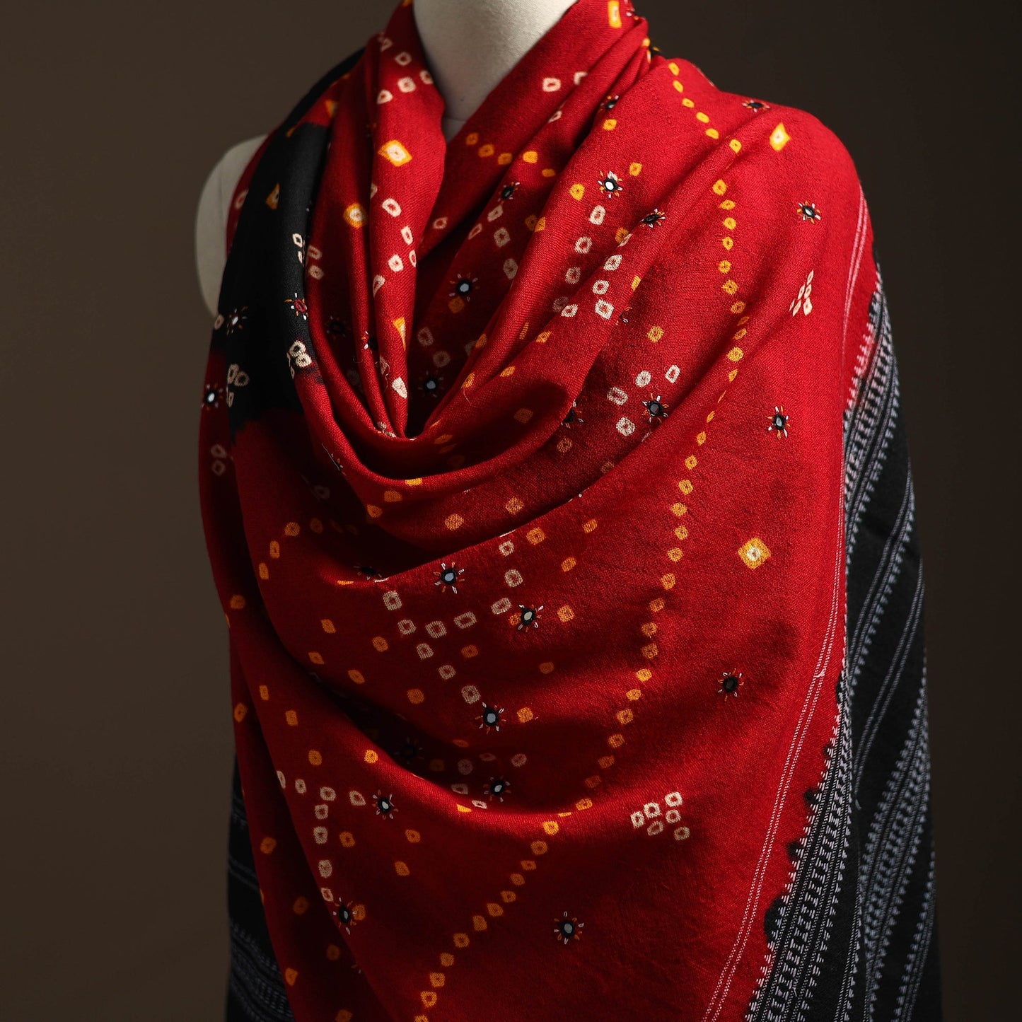 Kutch mirror work handwoven bandhani bagida woolen shawl 18