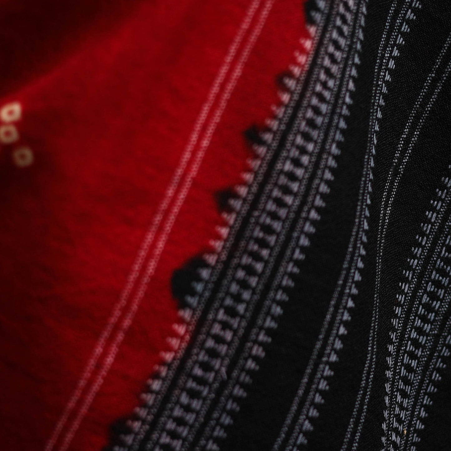 Kutch mirror work handwoven bandhani bagida woolen shawl 18