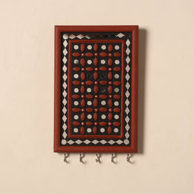 Kutch mud mirror work lippan art key holder (9 x 6 in) 42
