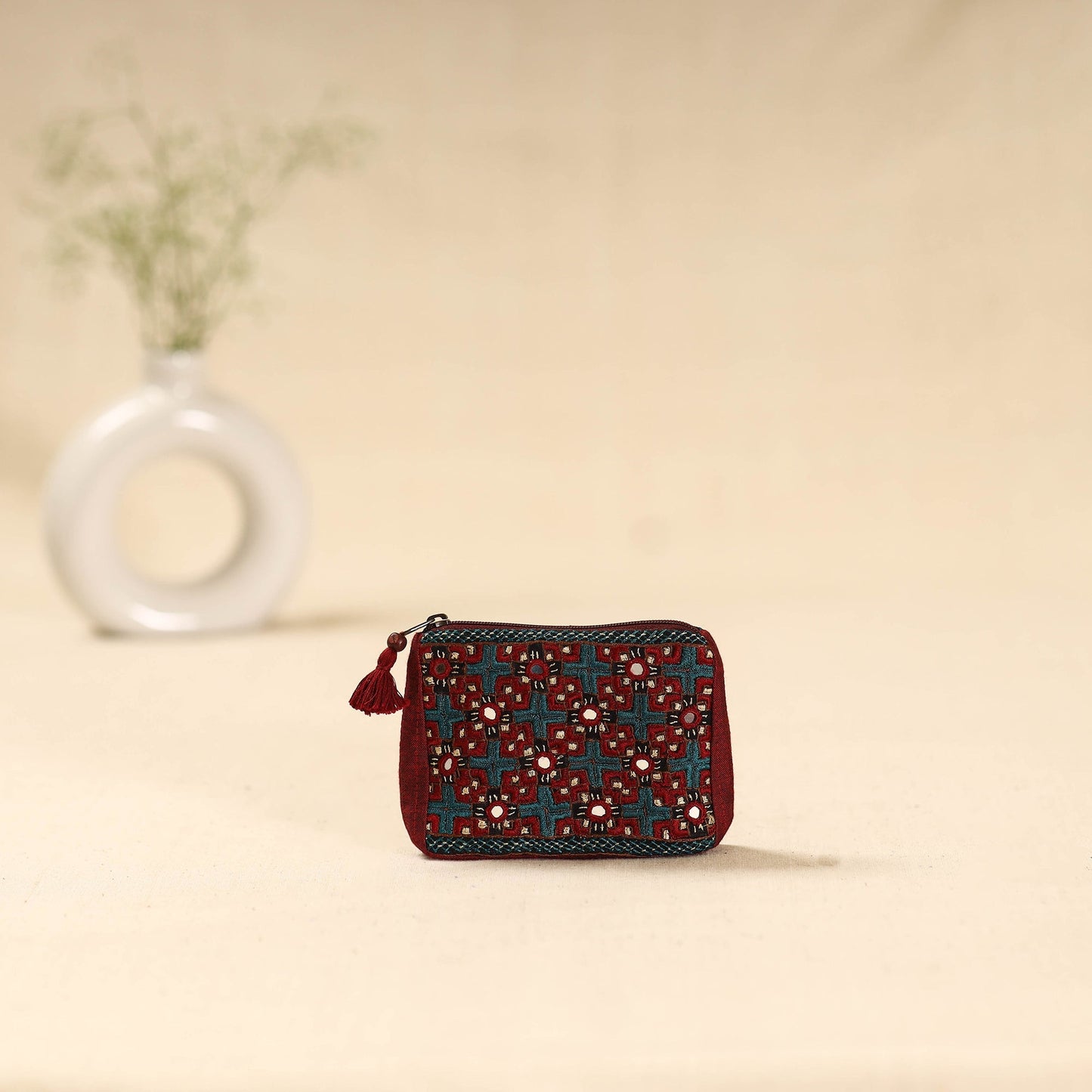 Kutch neran hand embroidered coin pouch 174 - handcrafted