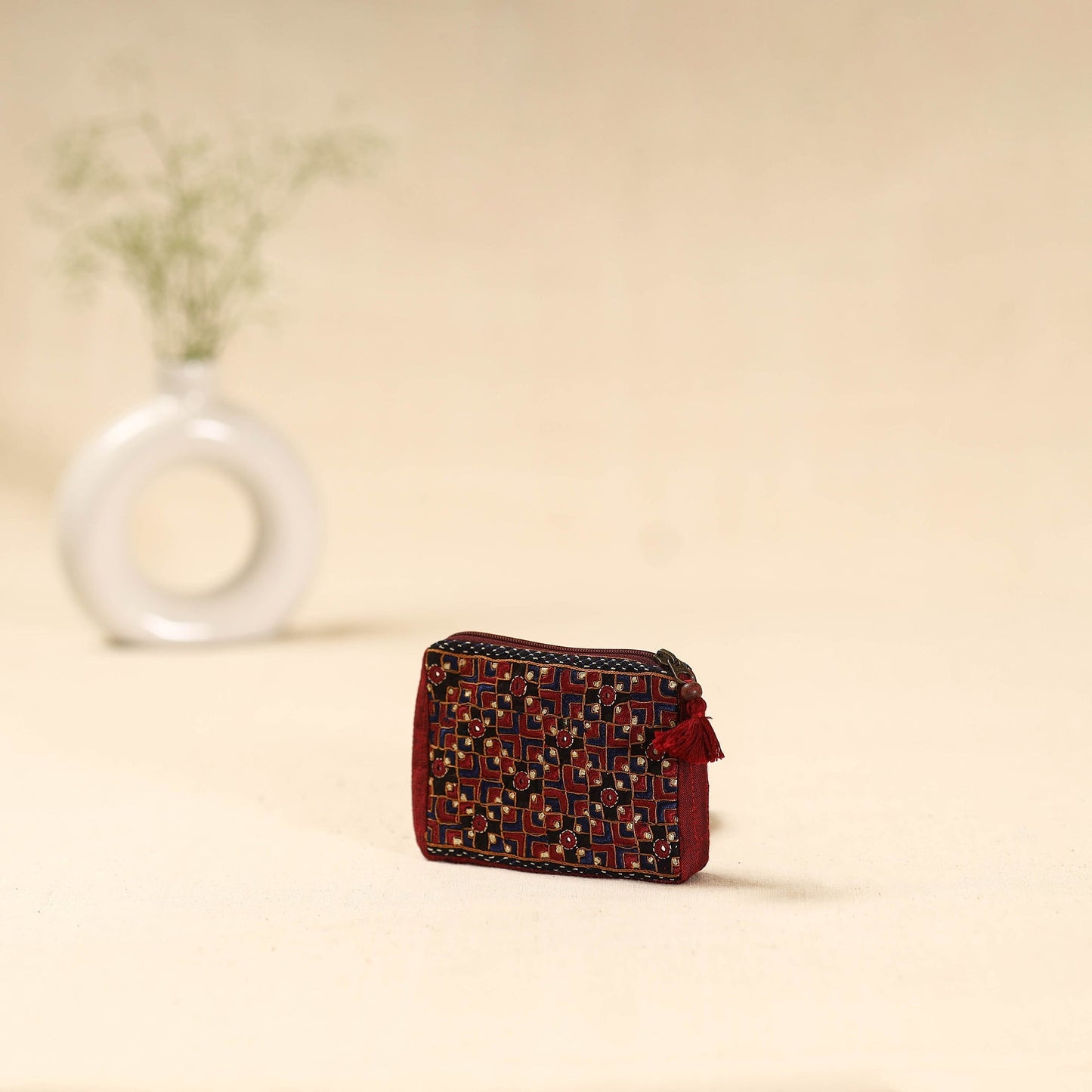 Kutch neran hand embroidered coin pouch 177 - handcrafted