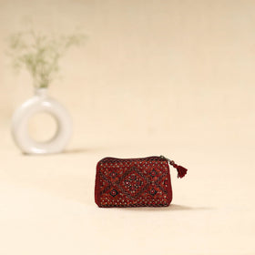 Kutch neran hand embroidered coin pouch 182 - handcrafted
