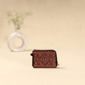Kutch neran hand embroidered coin pouch 188 - handcrafted