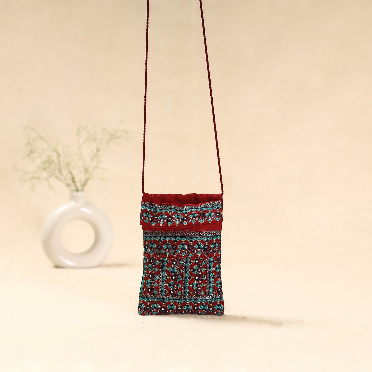 Kutch neran hand embroidered sling bag 244 - handcrafted