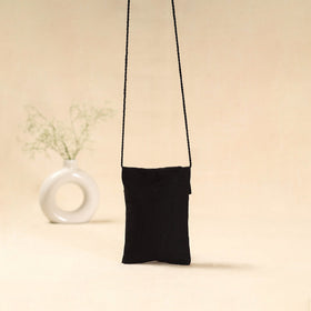 Kutch neran hand embroidered sling bag 247 - handcrafted