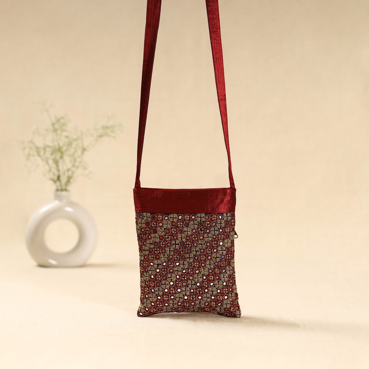 Kutch neran hand embroidered sling bag 52 - handcrafted