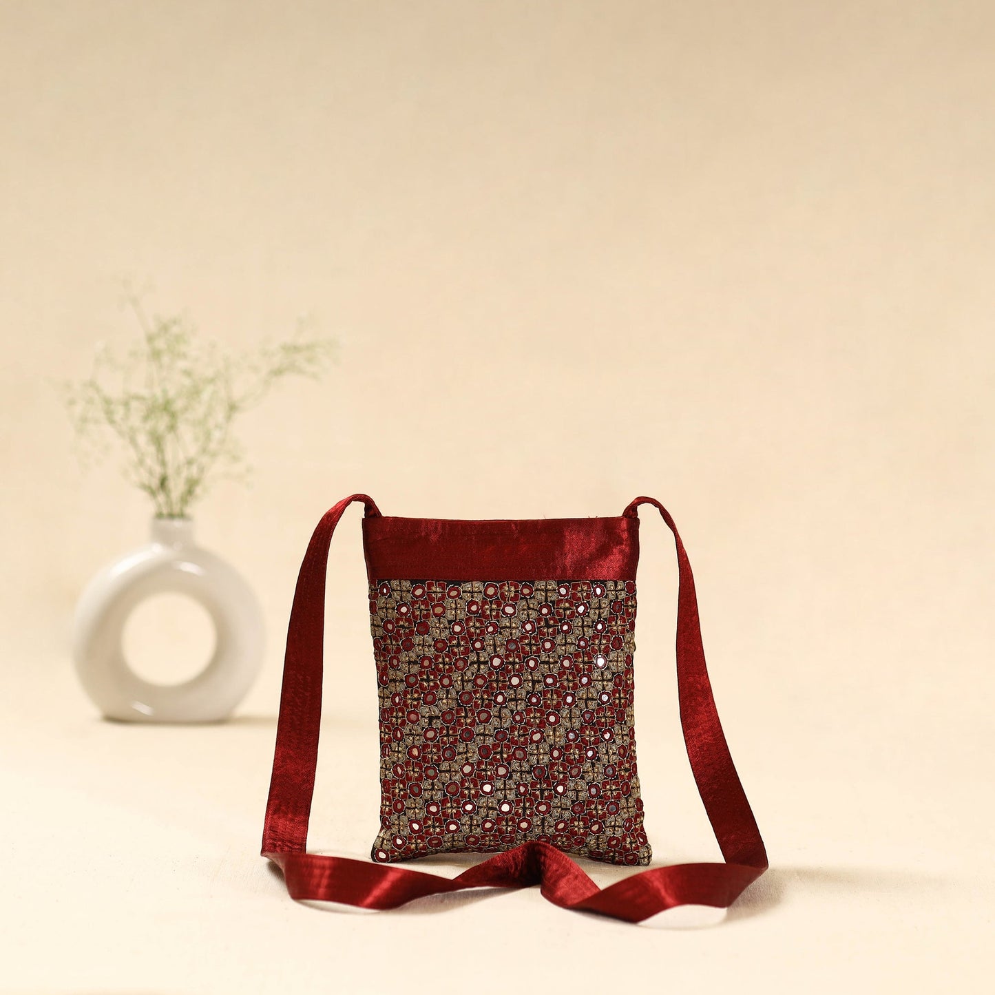 Kutch neran hand embroidered sling bag 52 - handcrafted