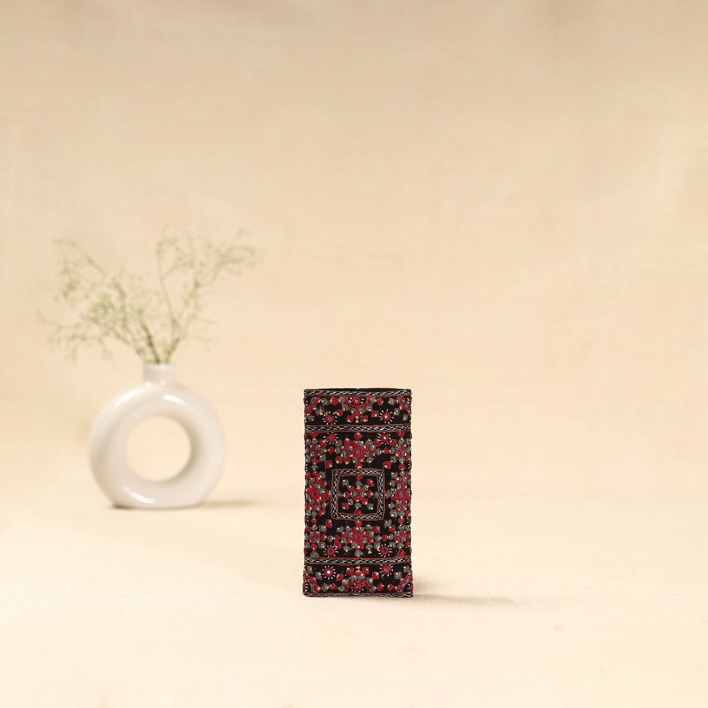 Kutch neran hand embroidered spectacle pouch 224