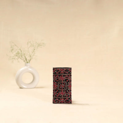 Kutch neran hand embroidered spectacle pouch 224