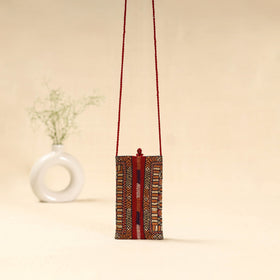 Kutch node hand embroidered sling dori mobile pouch 103