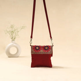 Kutch pakko hand embroidered sling bag 81 - handcrafted