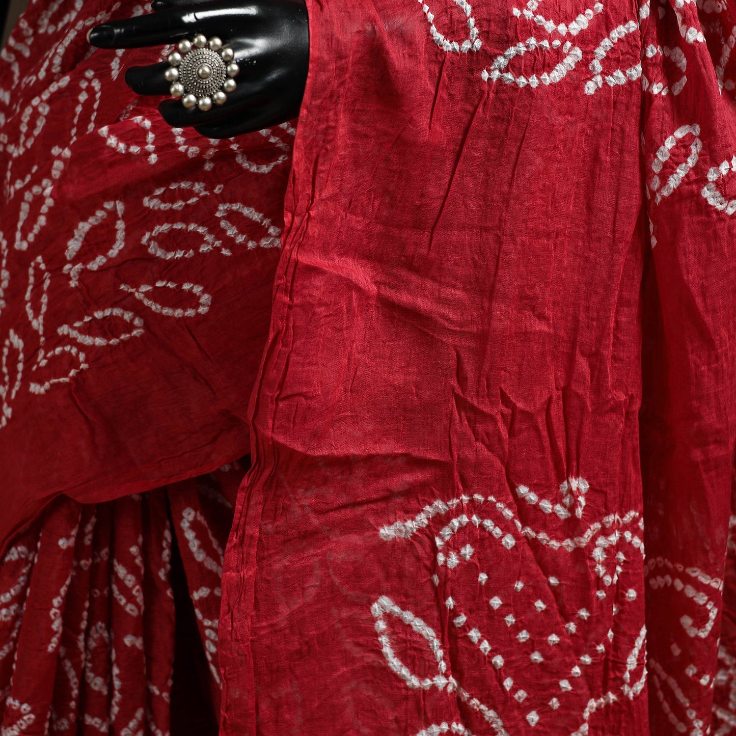 Red - kutch tie-dye cotton bandhani saree 13 - handcrafted