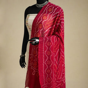 Red - kutch tie-dye mul cotton bandhani dupatta 15