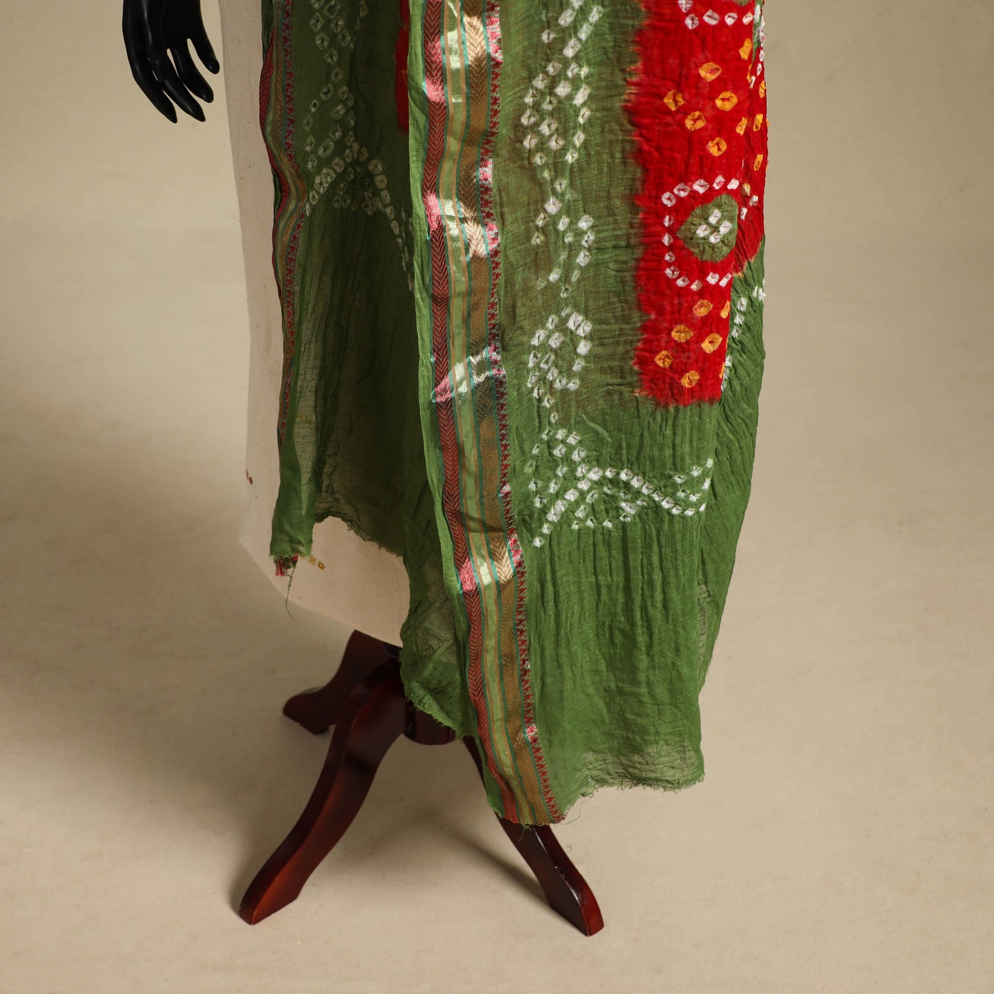 Red - kutch tie-dye mul cotton bandhani dupatta with border