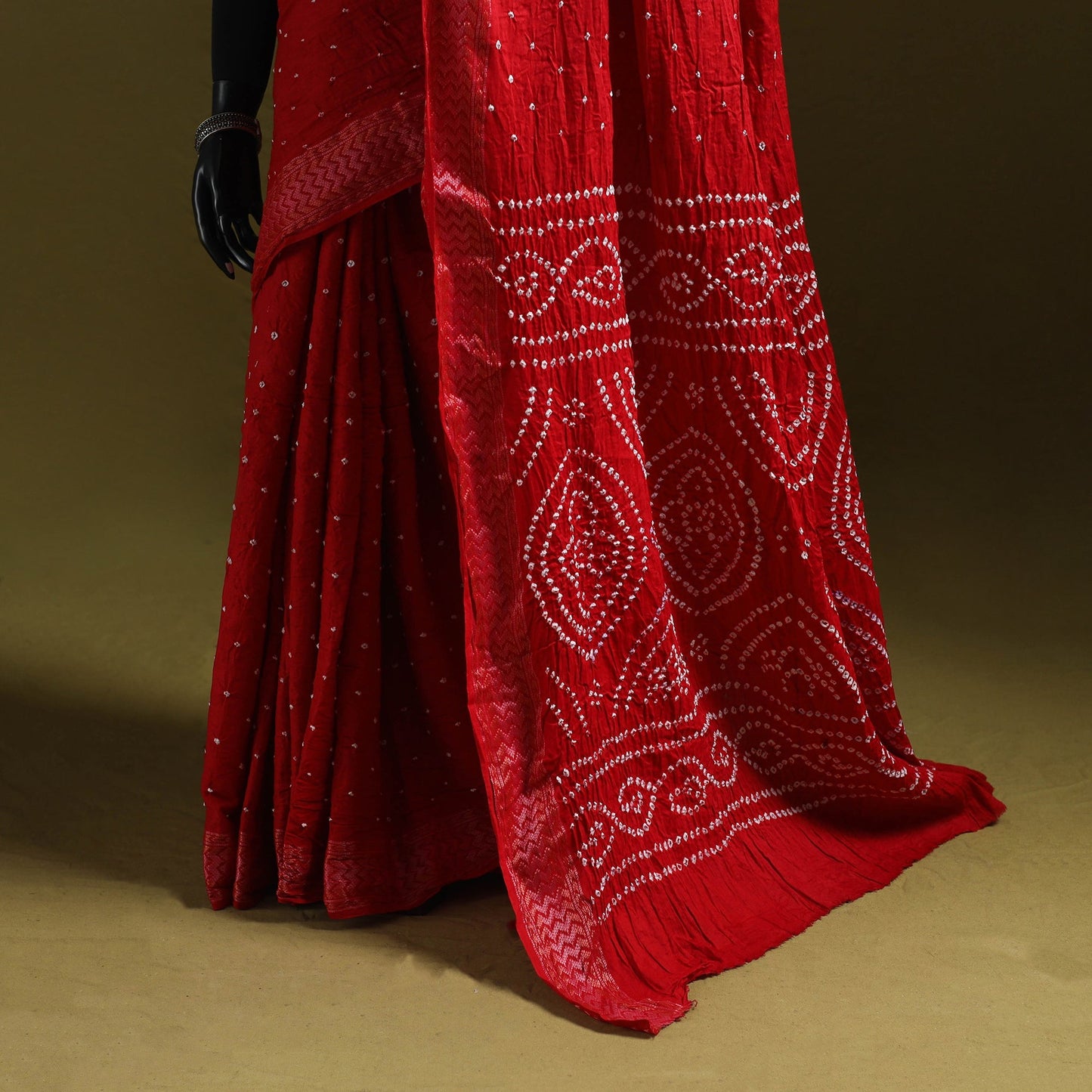 Kutch tie-dye pure cotton bandhani saree with border 21