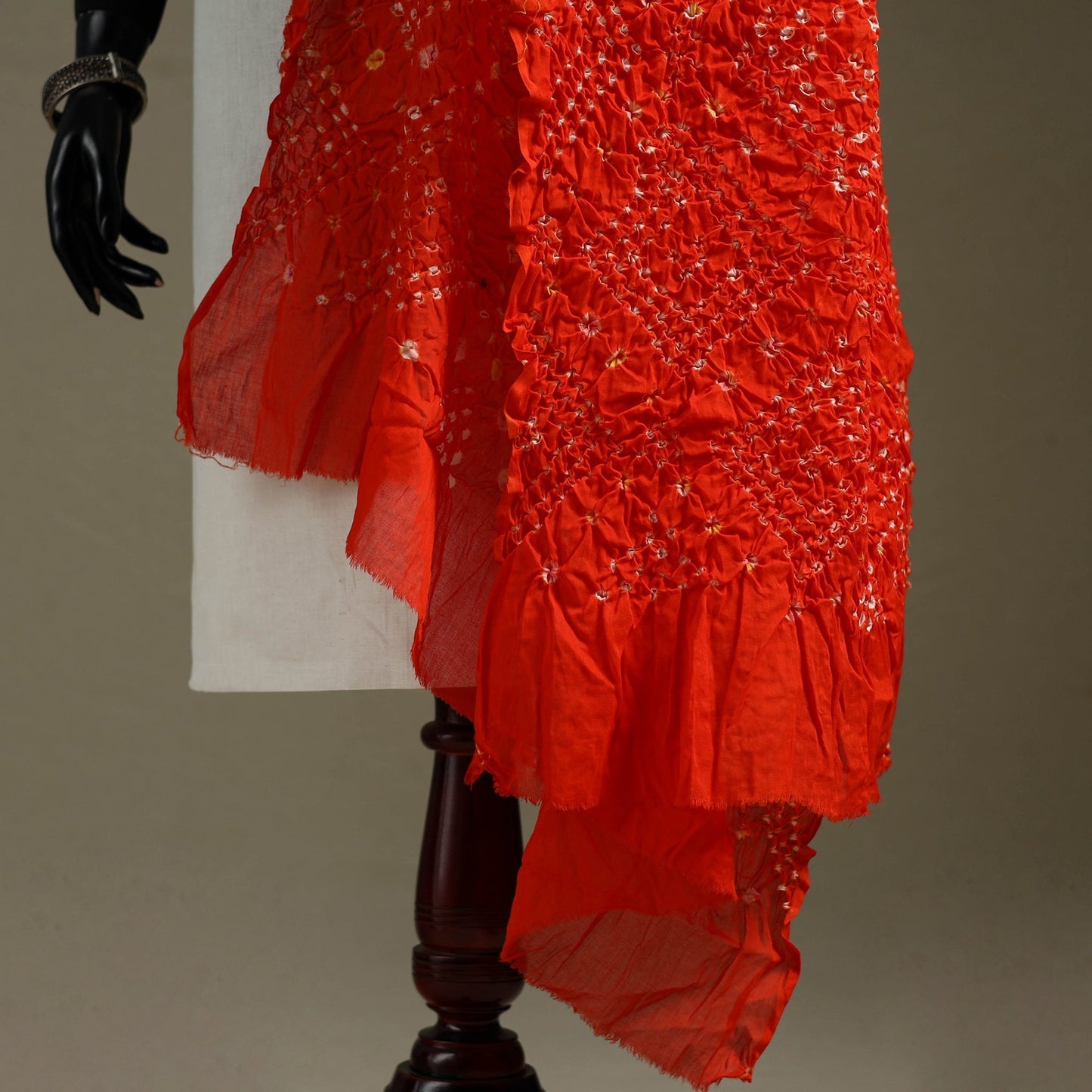 Kutch tie-dye mul cotton bandhani dupatta 12 - handcrafted