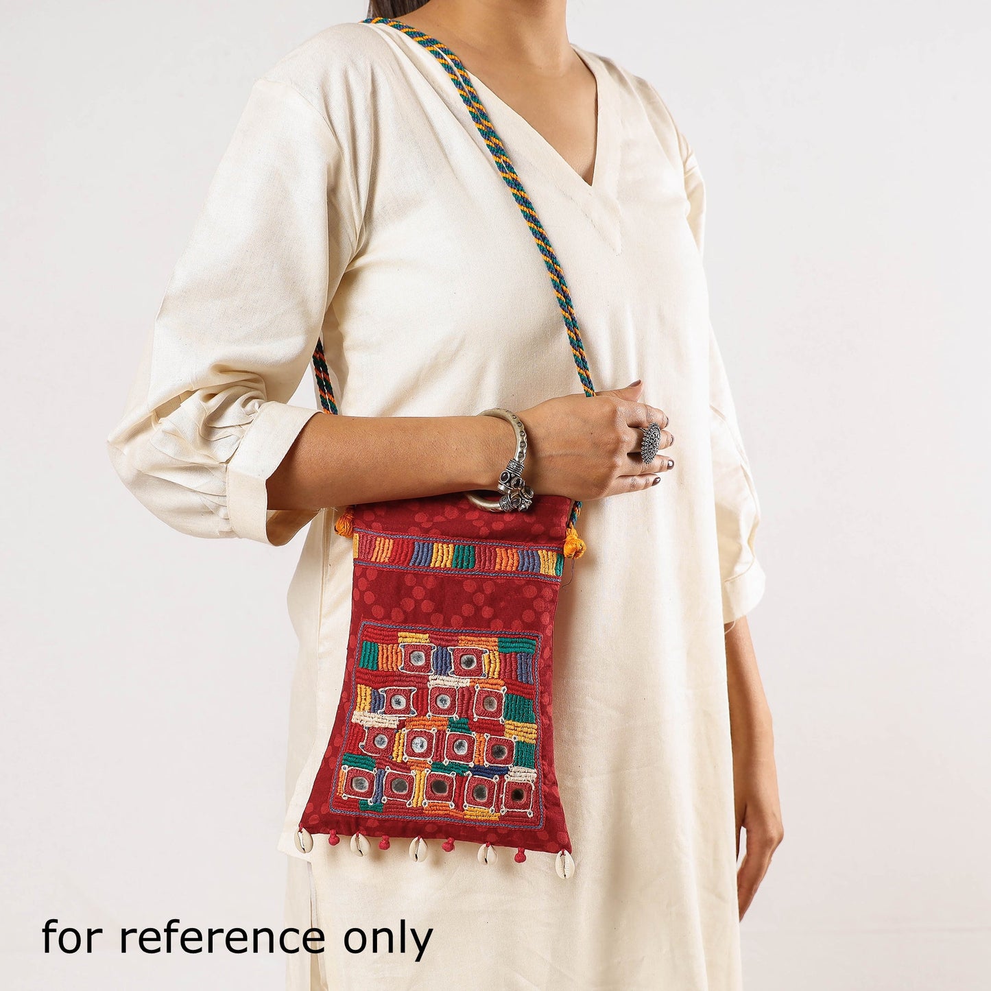  Lambani Mirror Work Hand Embroidery Cotton Shoulder Bag Online at iTokri.com