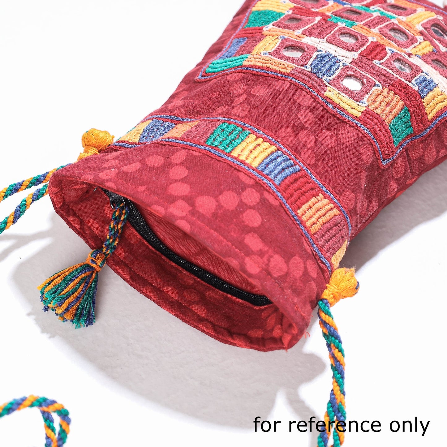  Lambani Mirror Work Hand Embroidery Cotton Shoulder Bag Online at iTokri.com