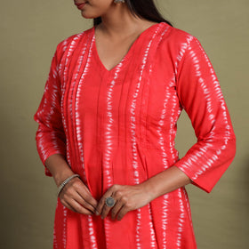 Red A-Line Tie & Dye Cotton Pintuck Shibori Kurta for Women