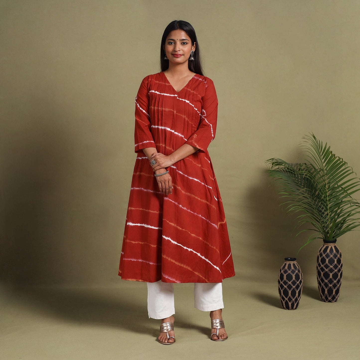 Red A-Line Tie & Dye Cotton Pintuck Shibori Kurta for Women