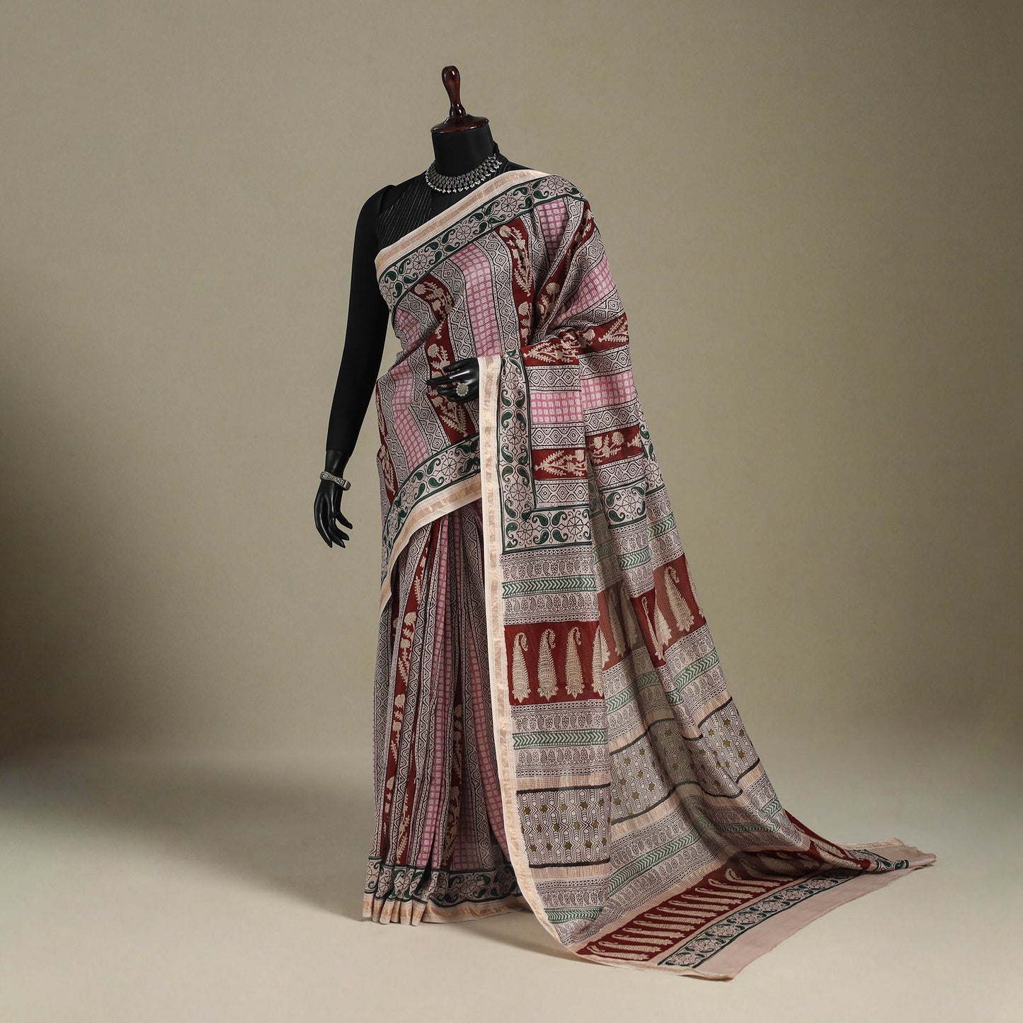 Red - handloom maheshwari silk bagh saree 02 - handcrafted