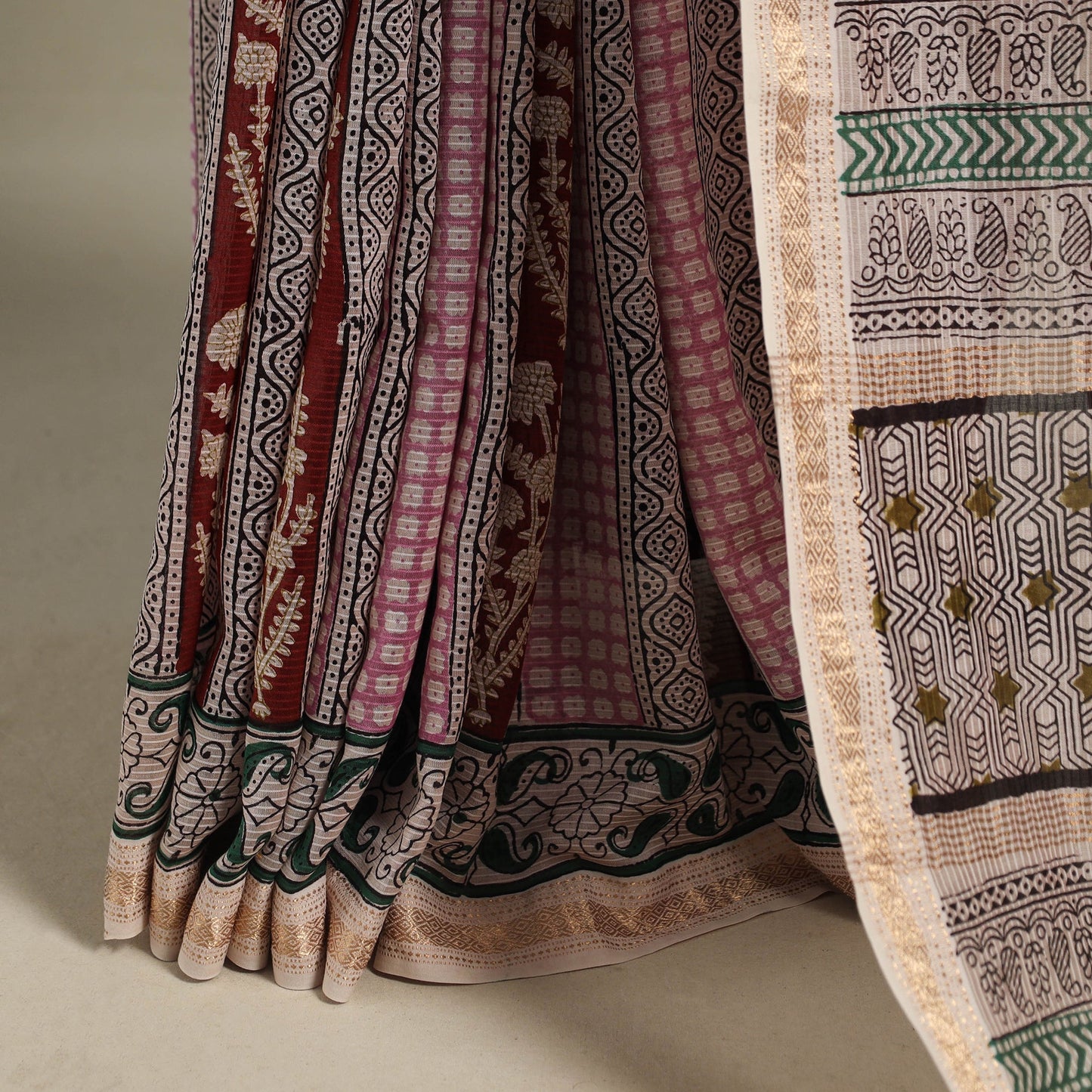 Red - handloom maheshwari silk bagh saree 02 - handcrafted