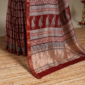 Red - maheshwari silk natural dyed bagh saree with zari
