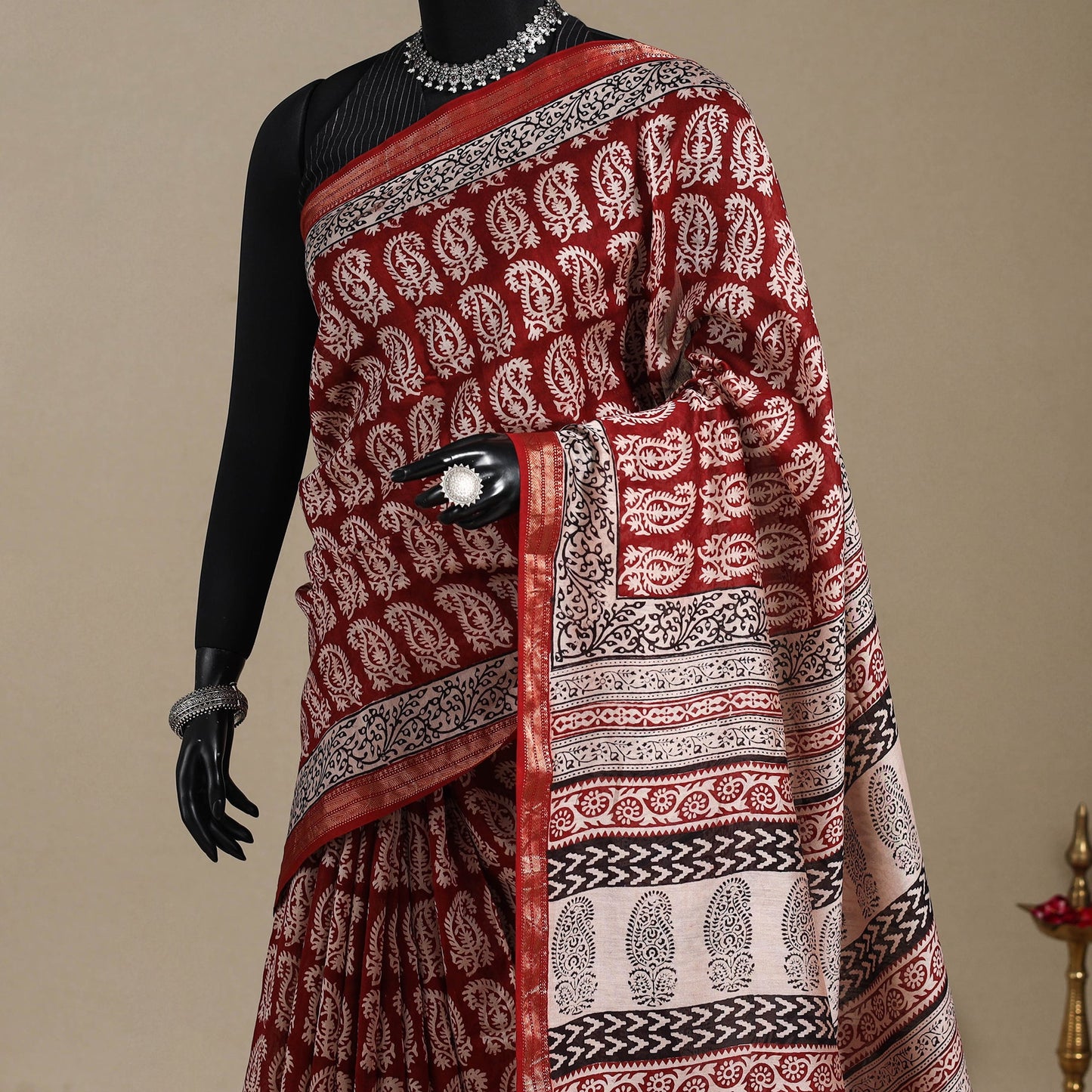 Red - maheshwari silk natural dyed bagh saree with zari