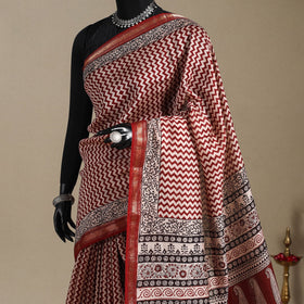 Red - maheshwari silk natural dyed bagh saree with zari