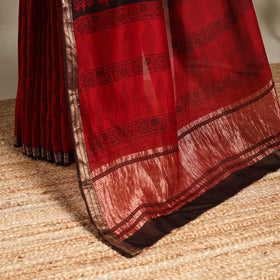 Red - maheshwari silk natural dyed bagh saree with zari